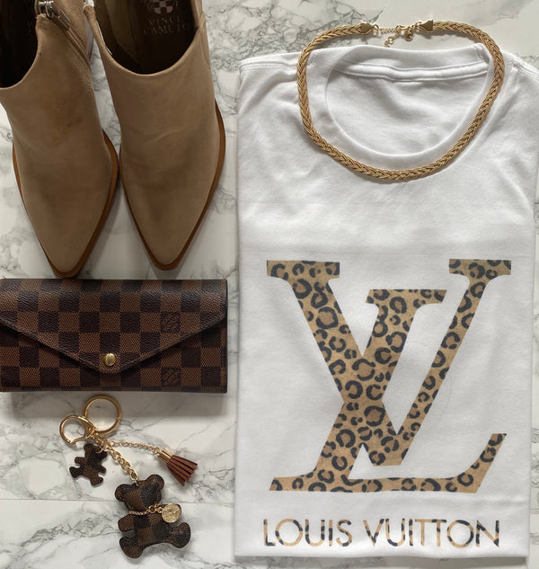 Image result for louis vuitton toiletry pouch 26  Cute thanksgiving outfits,  Clutch outfit, Thanksgiving outfit